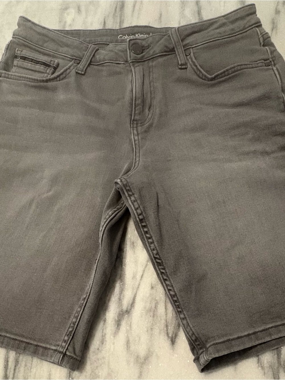 Calvin Klein Jeans City Short Gray Denim  size 10